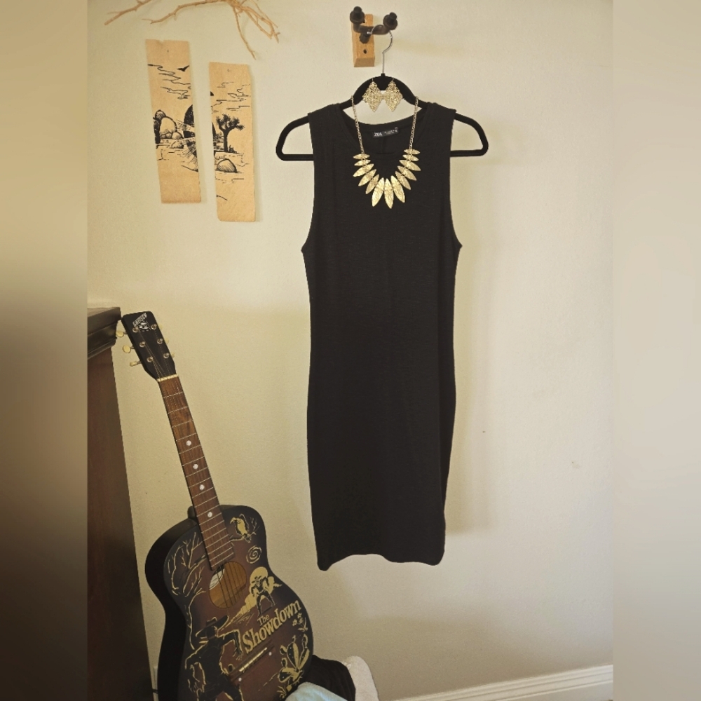 Black dress